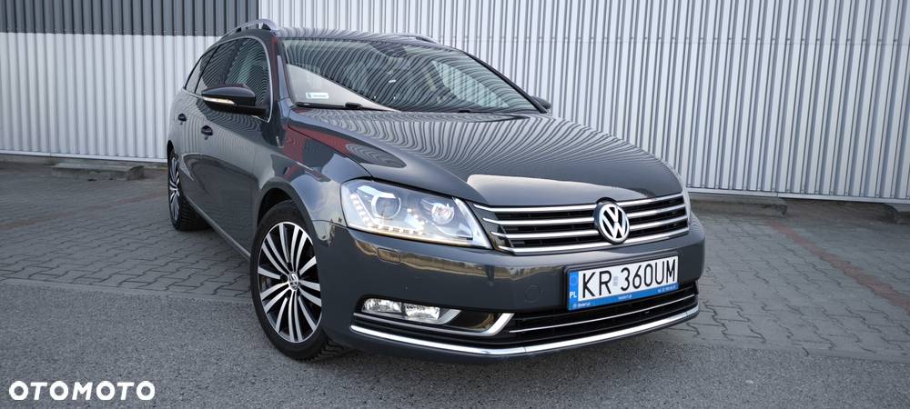 Volkswagen Passat 2.0 TSI Highline DSG - 2