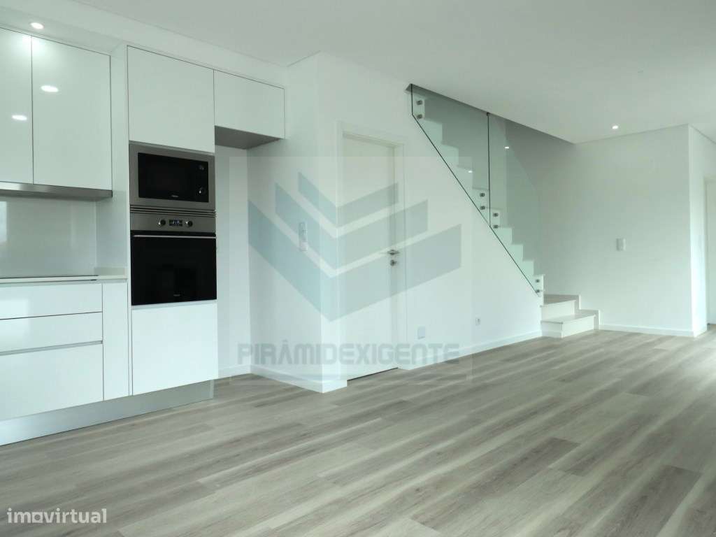 Oportunidade! Moradia Nova, Pronta! 2 Suítes + Quarto RC - Grande imagem: 4/27