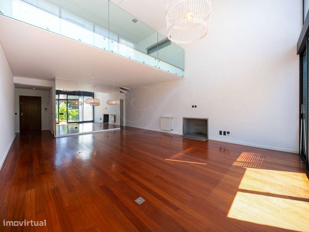 Moradia T5+2 c/piscina e Vista sobre Palácio de Sintra e Serra | Si...-11