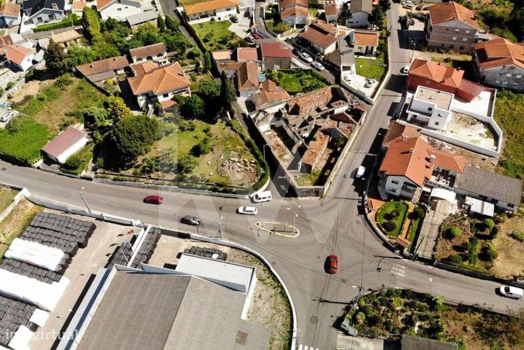 ARMAZÉM DE GRANDES DIMENSÕES 958M2 PARA RECONSTRUIR A ESCASSOS METROS - Grande imagem: 4/11