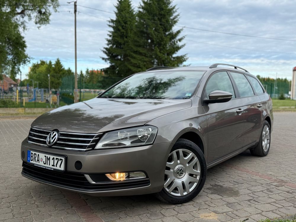Volkswagen Passat B7 1.4 TSI BMT Comfortline 2011
