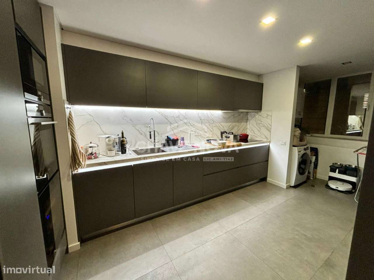 T3 Renovado no Centro de São João da Madeira - Grande imagem: 4/17