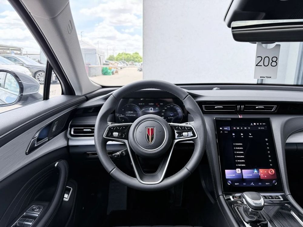 Hongqi H5 2 0T Deluxe 2025 — zdjęcie 7