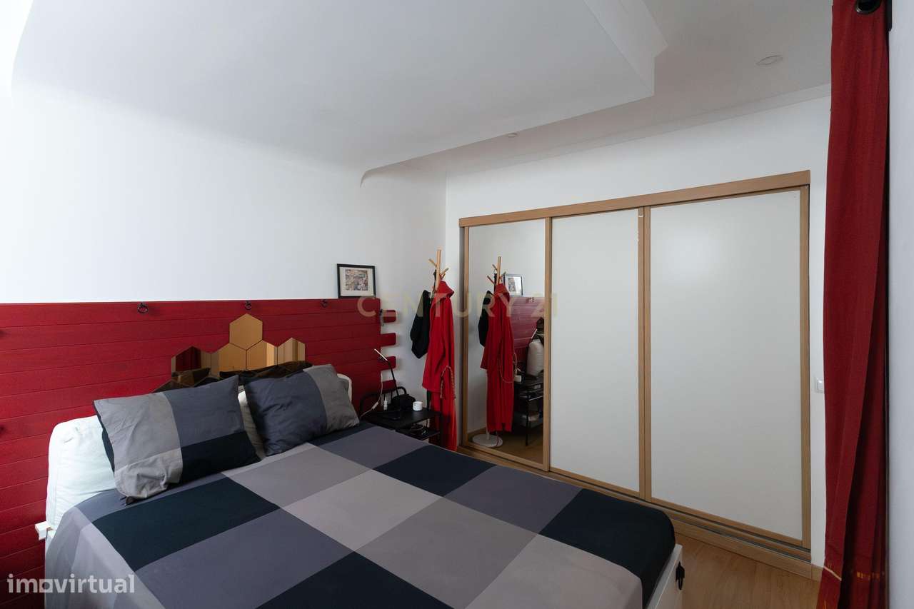 T2 Duplex com Terraço, Cheio de Luz, no Coração da Baixa de Setúbal - Grande imagem: 3/29