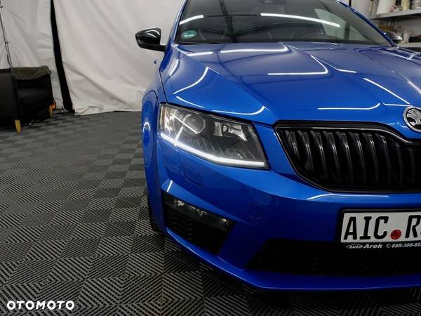 Skoda Octavia 2.0 TDI RS - 29