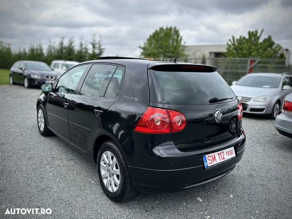 Volkswagen Golf 1.9 TDI GT Sport - 2