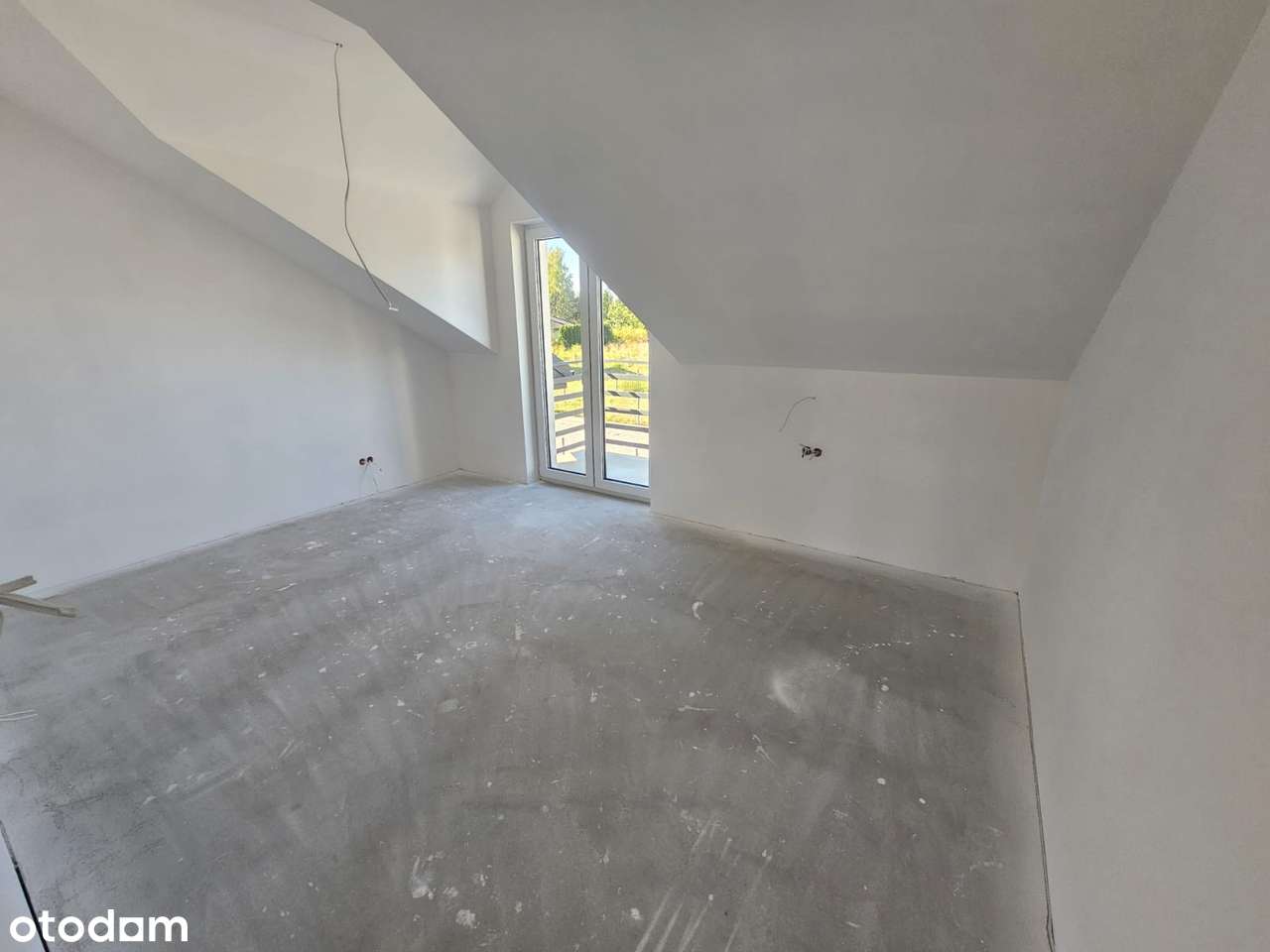 Dom 147 m² z ogrodem – komfort i natura w Łosiu!-9