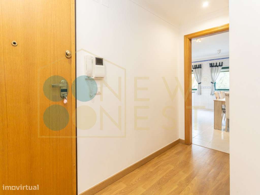 Apartamento T2 no Monte Belo Norte | 107,60 m² com lareira e varand... - Grande imagem: 2/29