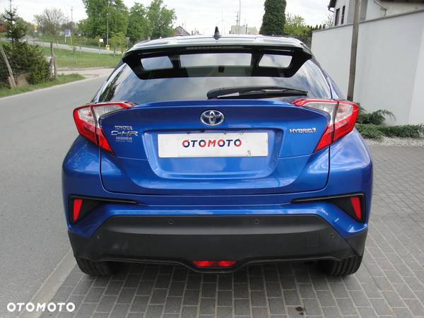 Toyota C-HR Hybrid Lounge - 18