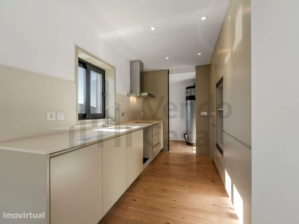 Vende-se Cobertura T3 C-Terraço - Braga-1