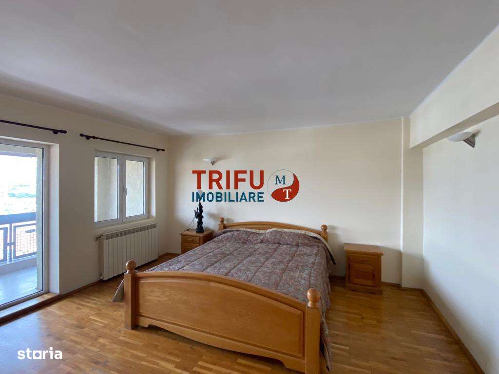 Apartament 4 camere cu scara interioara de vanzare zona Centru - Imagine principală: 2/12