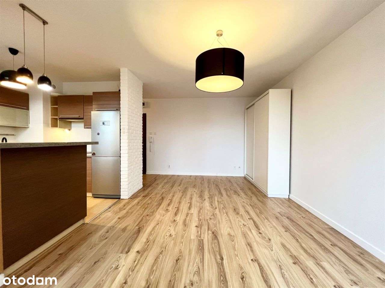 Nowsze budownictwo 2 pokoje z dużym balkonem-1