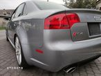 Audi RS4 Standard - 20
