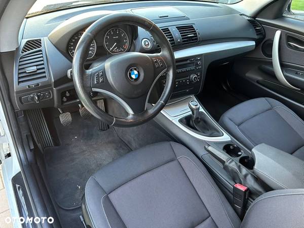 BMW Seria 1 118i - 8