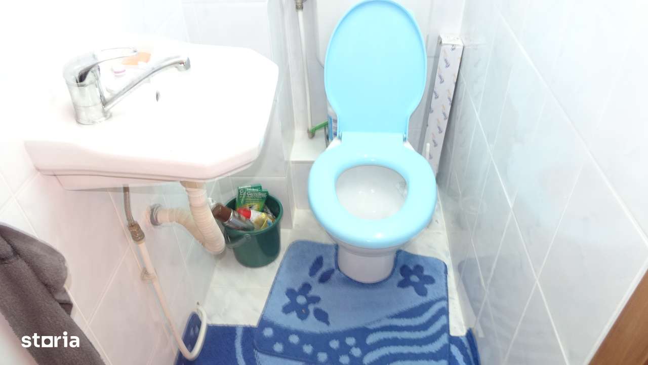 Inchiriez apartament 4 camere dec. Deva, Piata Centrala, etaj 3, - Imagine principală: 2/20