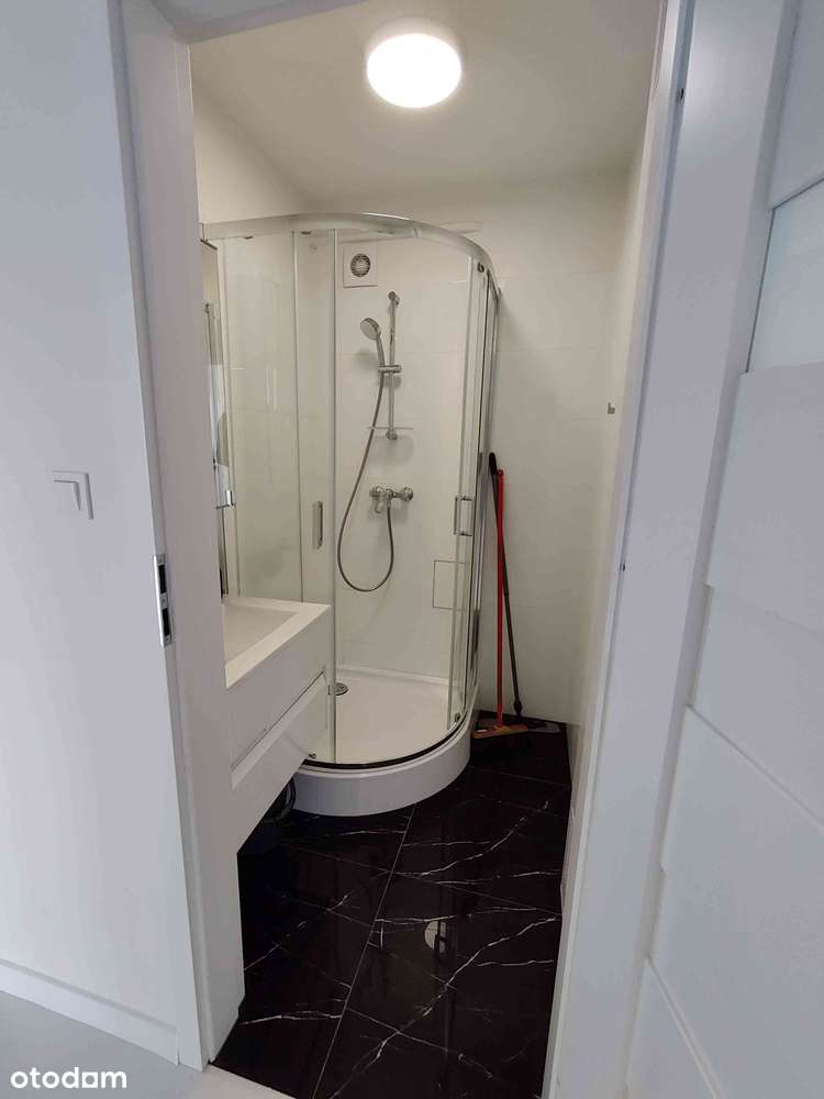 Pokój w mieszkaniu 4-pokojowym, ul. Zielińskiego - Pełny obrazek: 5/5