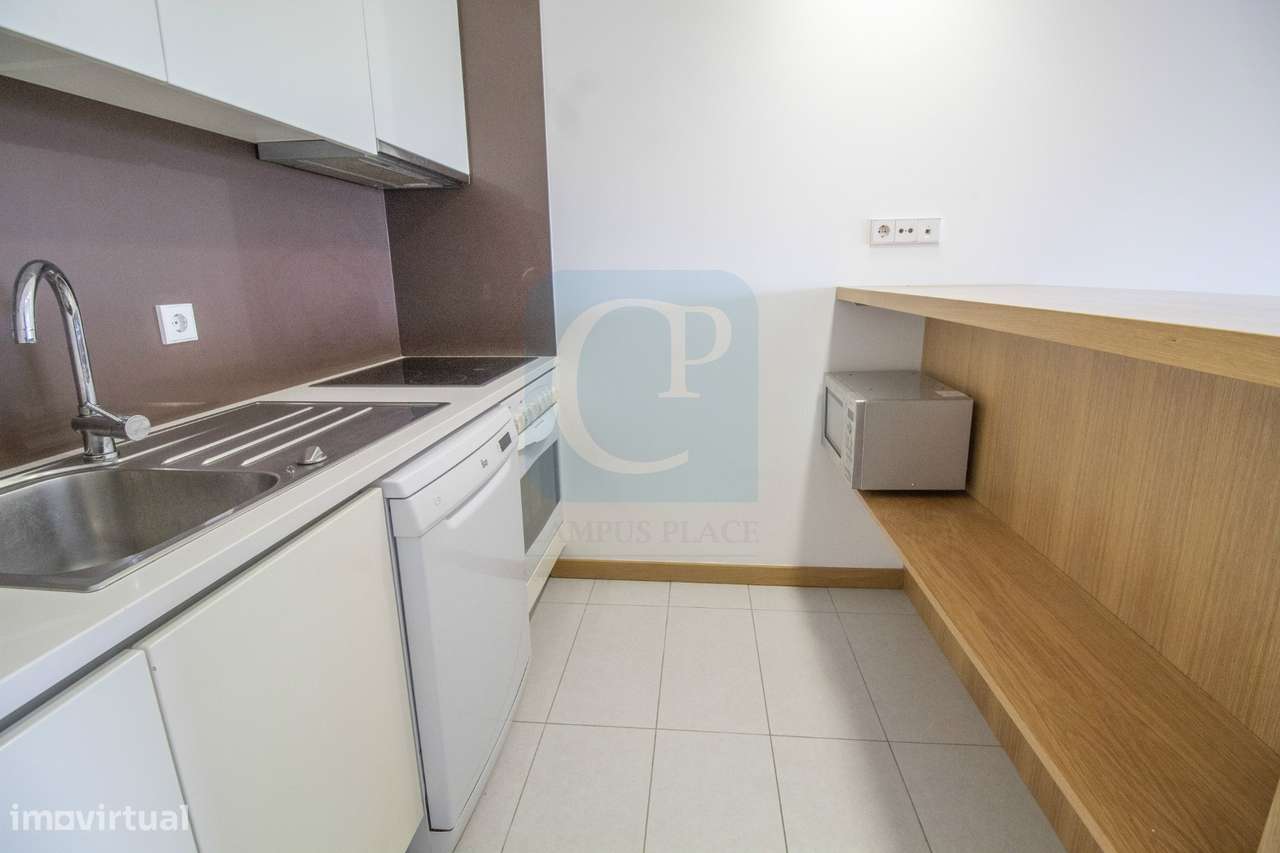 Apartamento T1Kit, no Paços São João, em frente ao Hospital de S. João - Grande imagem: 4/13