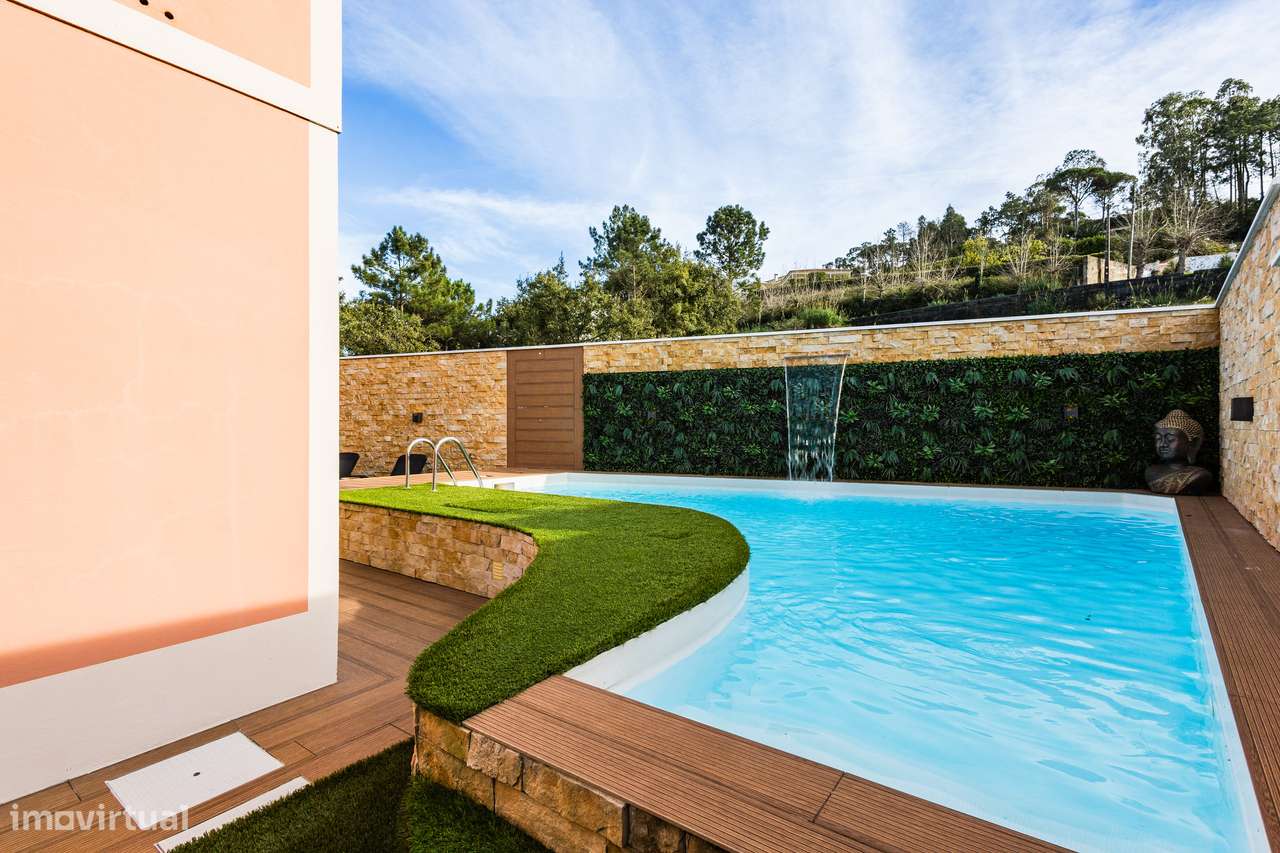 Moradia T4 renovada | Piscina Aquecida - Parceiros-51