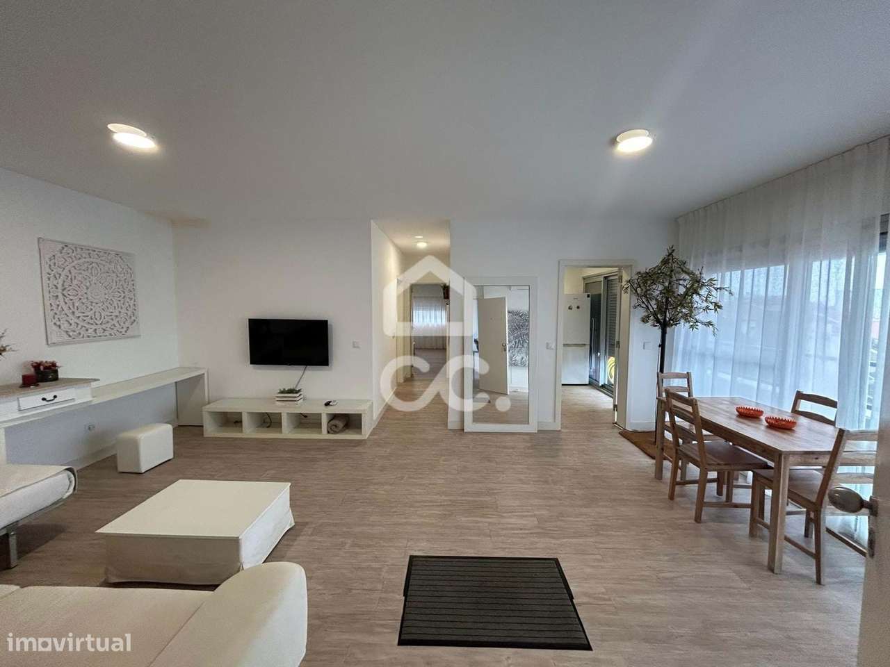Apartamento com 1 Quarto - Matriz - Ponta Delgada - Grande imagem: 2/19