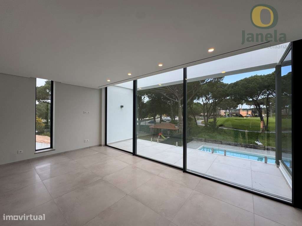 Moradia T4 de Luxo com Piscina, em Primeira Linha de Golfe, Vilamoura-27