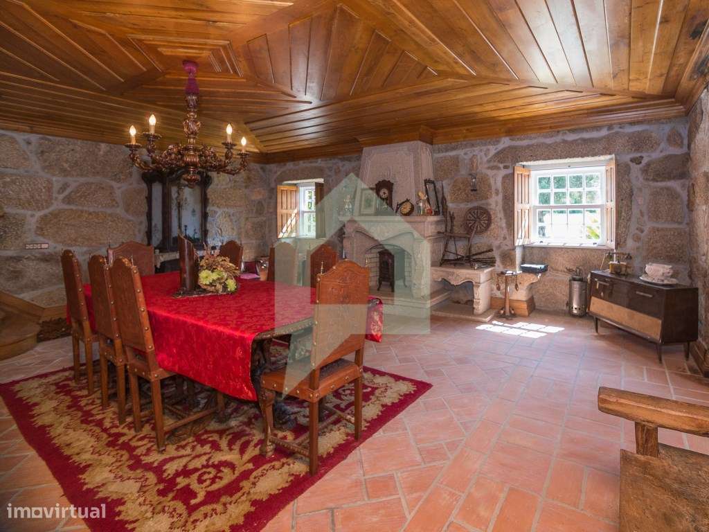 Moradia de granito totalmente restaurada em Creixomil, Barcelos-7