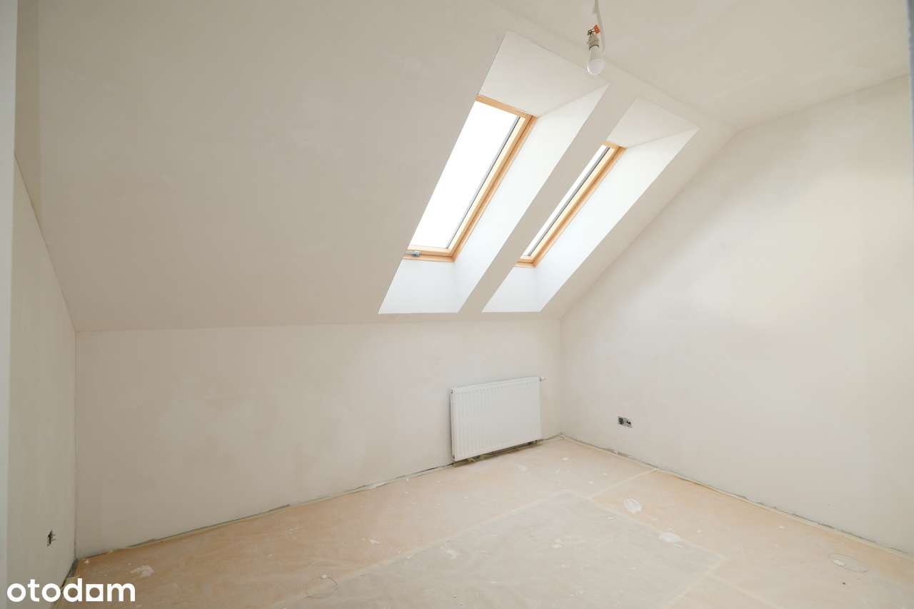 2-pokojowe mieszkanie plus 58 m2 poddasza - nowy blok w centrum Moniek-9