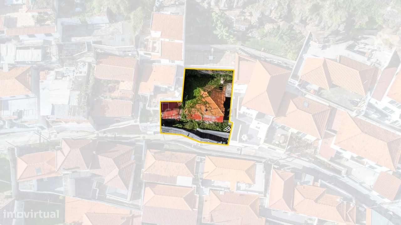 Moradia T2 no coração do Funchal-11