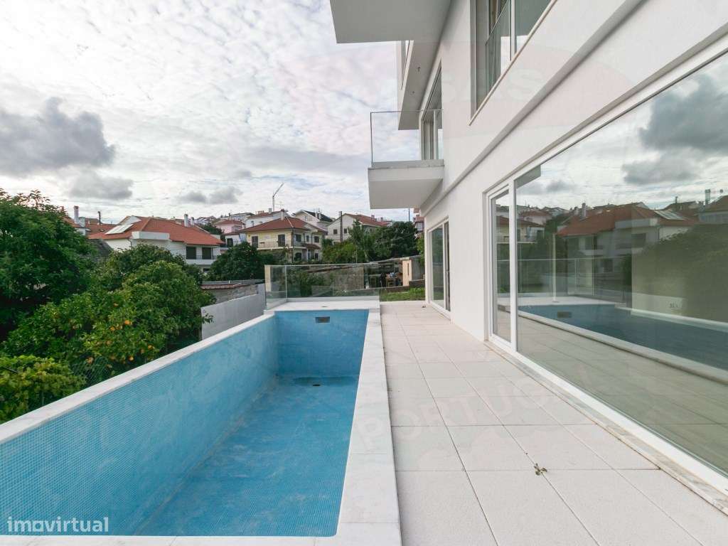 Moradia T3, a ESTREAR com Piscina em Famões, Odivelas: O seu Oásis!-39