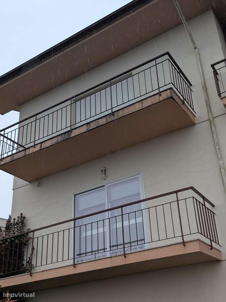 T3 C/ TERRENO- LAMAÇÃES - Grande imagem: 2/27