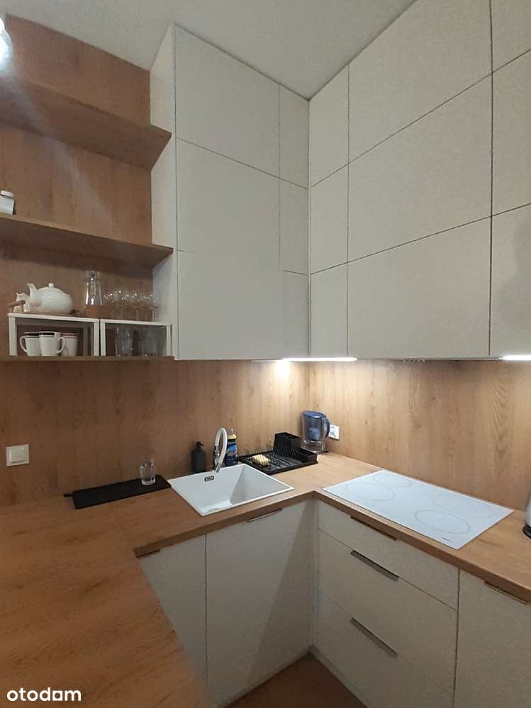 REZERWACJA: Lux - balkon, klima, widok na Odrę-12