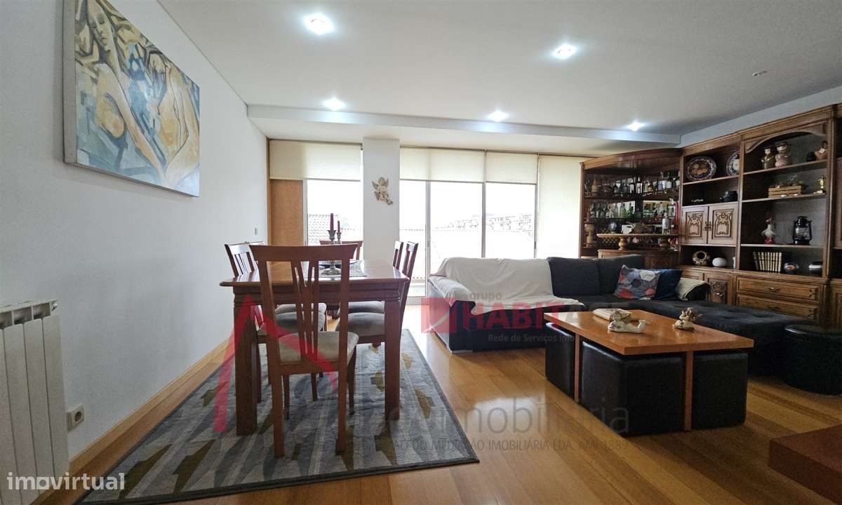 Apartamento T3 com 2 frentes e varandas em Ferreiros – Braga  O Seu Ap-15