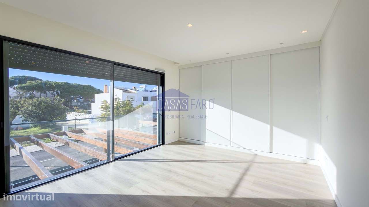 Moradia em banda V4 num empreendimento de Luxo, em Faro, Algarve-20