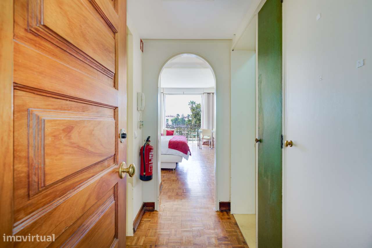 Apartamento T0 no Estoril-1