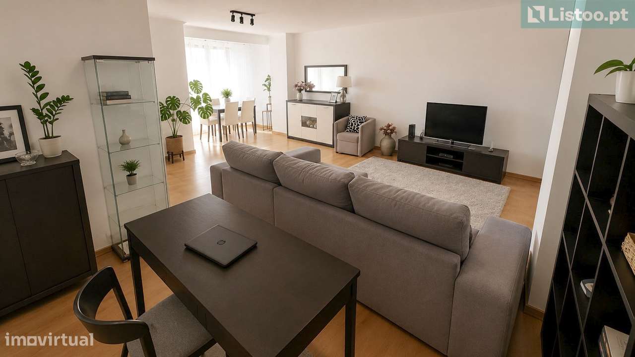 T2 com Sala de 43m2, Parqueamento e Arrecadação na Avenida do Parque,-4
