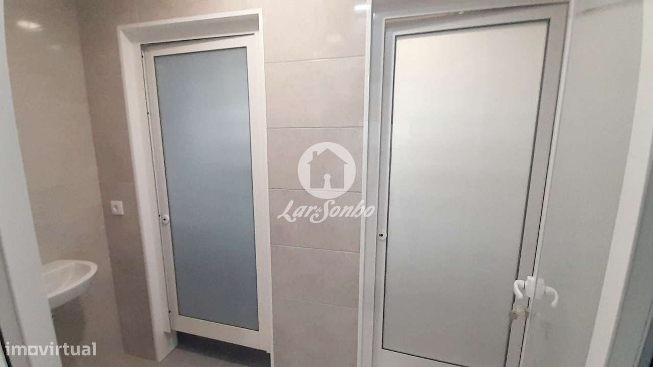 Armazém com 481m2 em Amorim, Póvoa de Varzim - Grande imagem: 4/7