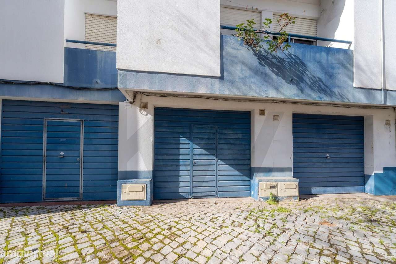 Apartamento T3 transformado em T2 em Olhão por 248.000 euros-16
