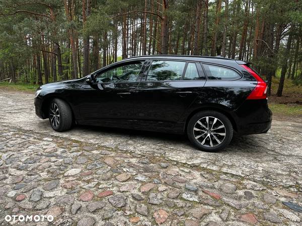 Volvo V60 D2 Drive-E Momentum - 9