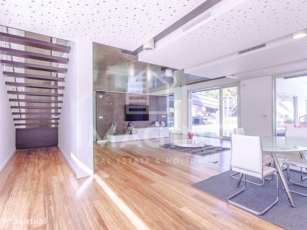 ***Moradia V4 , com Piscina, Jacuzzi e garagem para 4 Carros*** - Grande imagem: 5/60