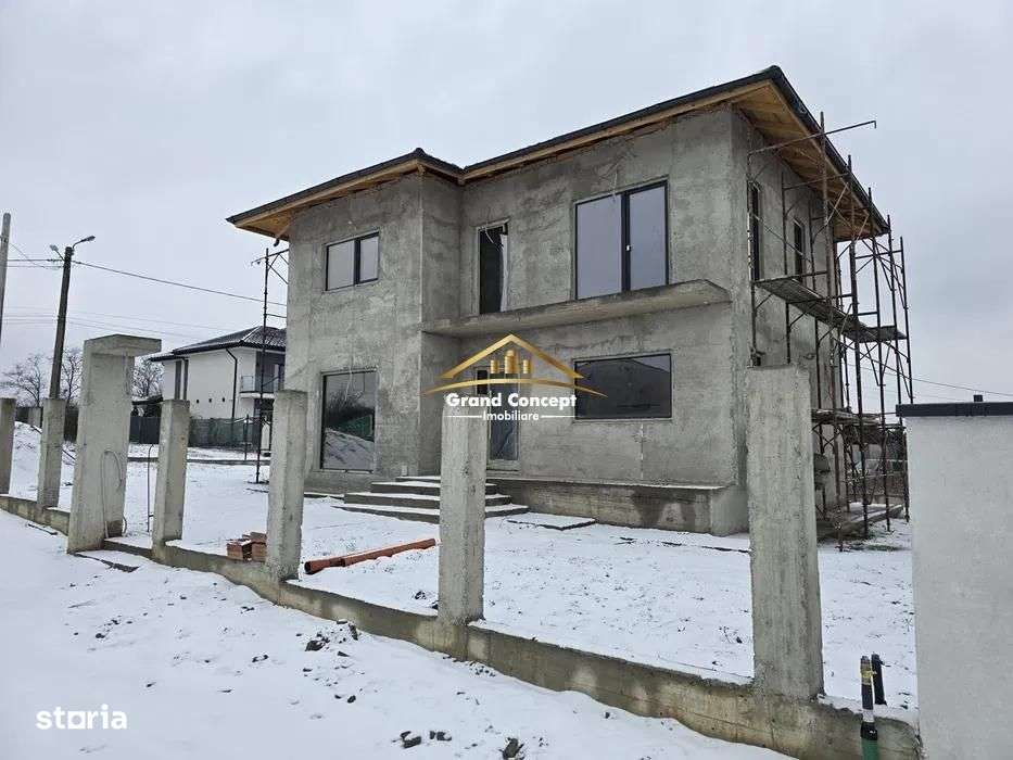 Casa, 4 camere,147mp, Hlincea, €245.000 Cod Oferta: 11727-4