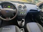 Ford Fiesta 1.3 Ambiente - 8