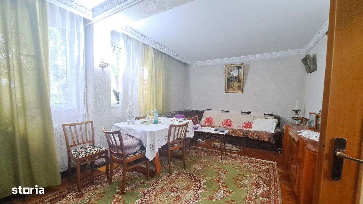 De vanzare I 3 camere I Titan - Minis I centrala termica I-2