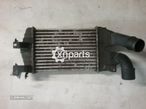 Intercooler OPEL ASTRA H  ZAFIRA B 2004 - 2014 Usado - 1