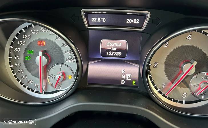 Mercedes-Benz GLA 220 CDI 4Matic 7G-DCT Style - 25