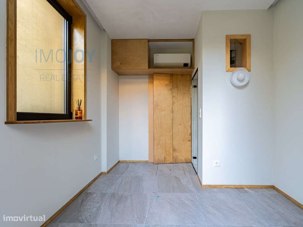Apartamento T1 para Venda na Rua Miguel Bombarda no Porto-4