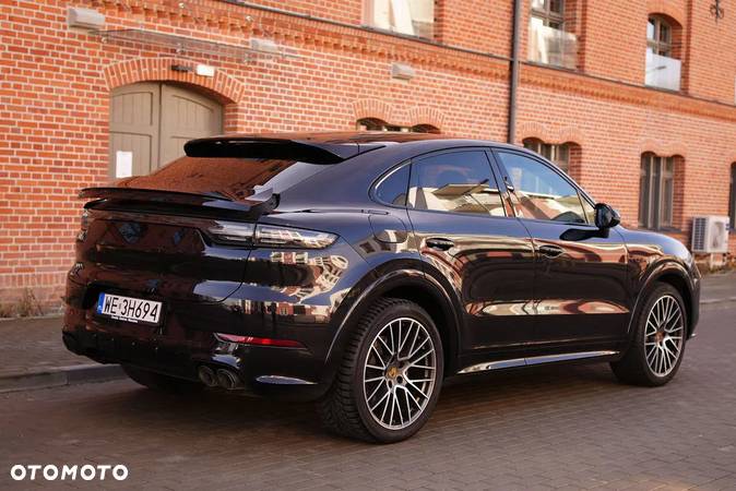 Porsche Cayenne Coupe - 1