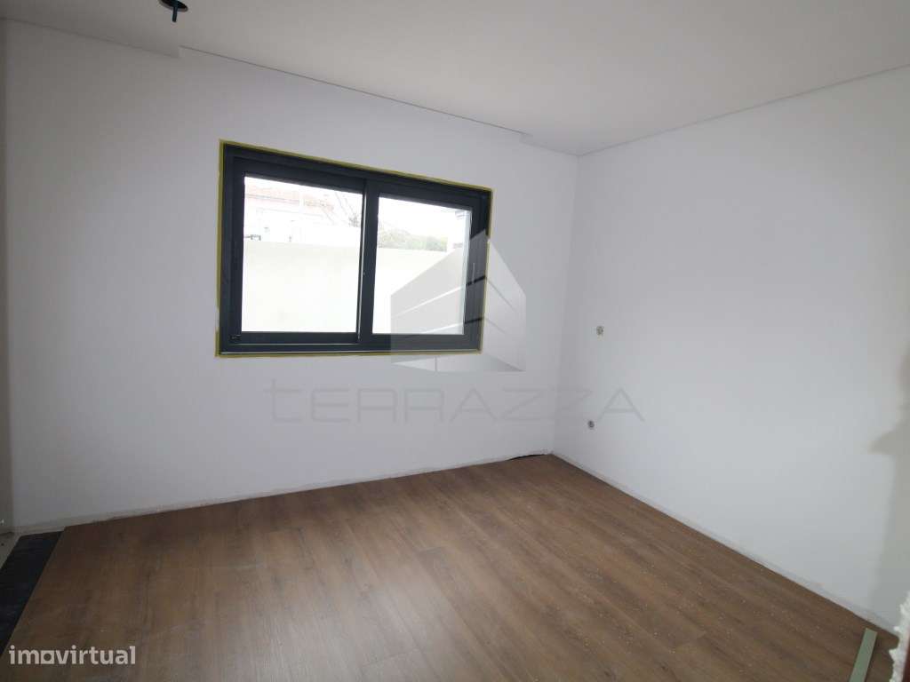 Andar moradia T2-15