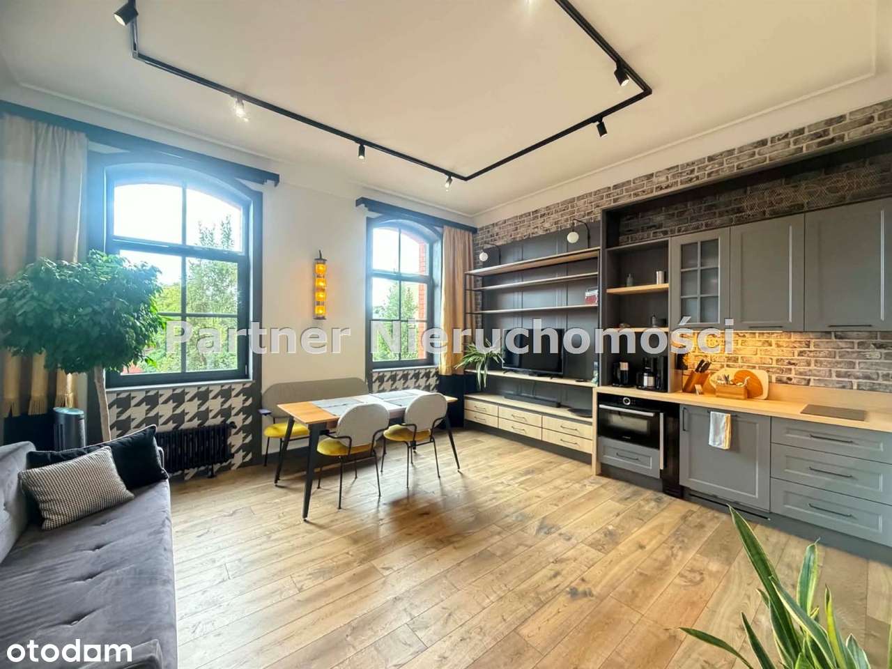 Apartament ! Grand Bulvar !!!!