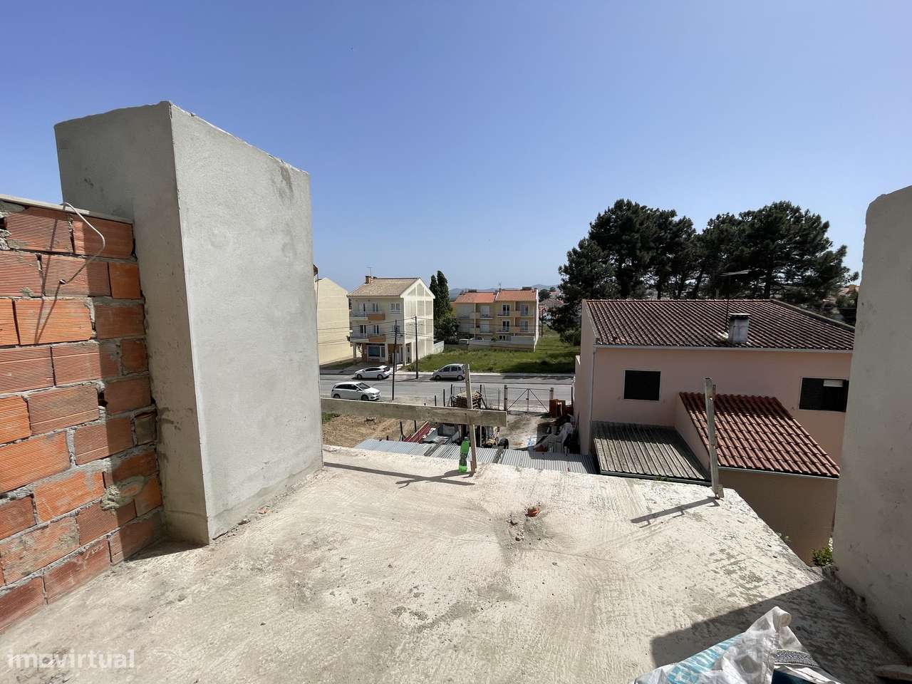 Moradia nova T3 logradouro Quinta do conde Sesimbra-13
