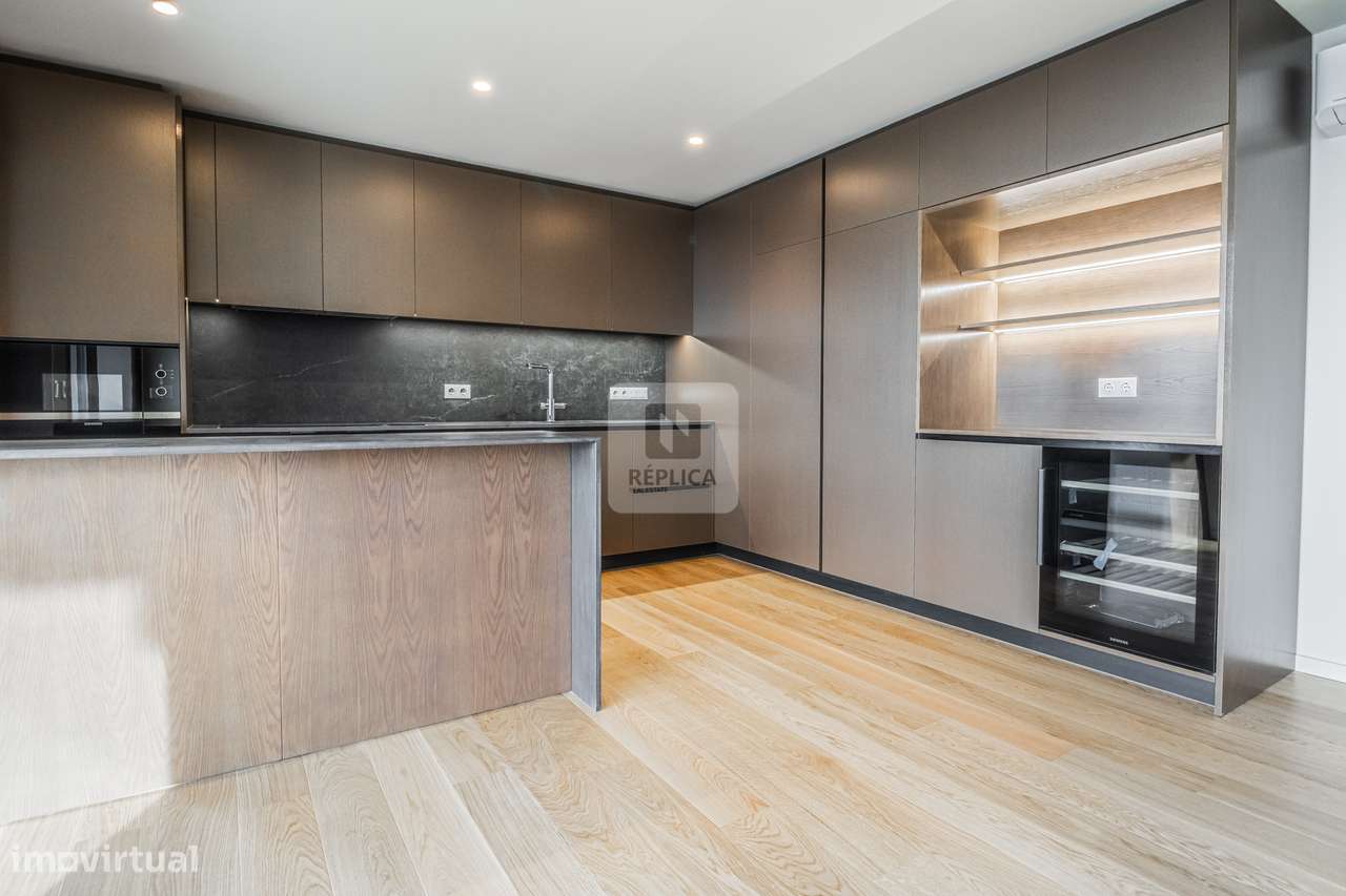 Apartamento T4 Duplex aos Jardins da Arrábida - Grande imagem: 5/38