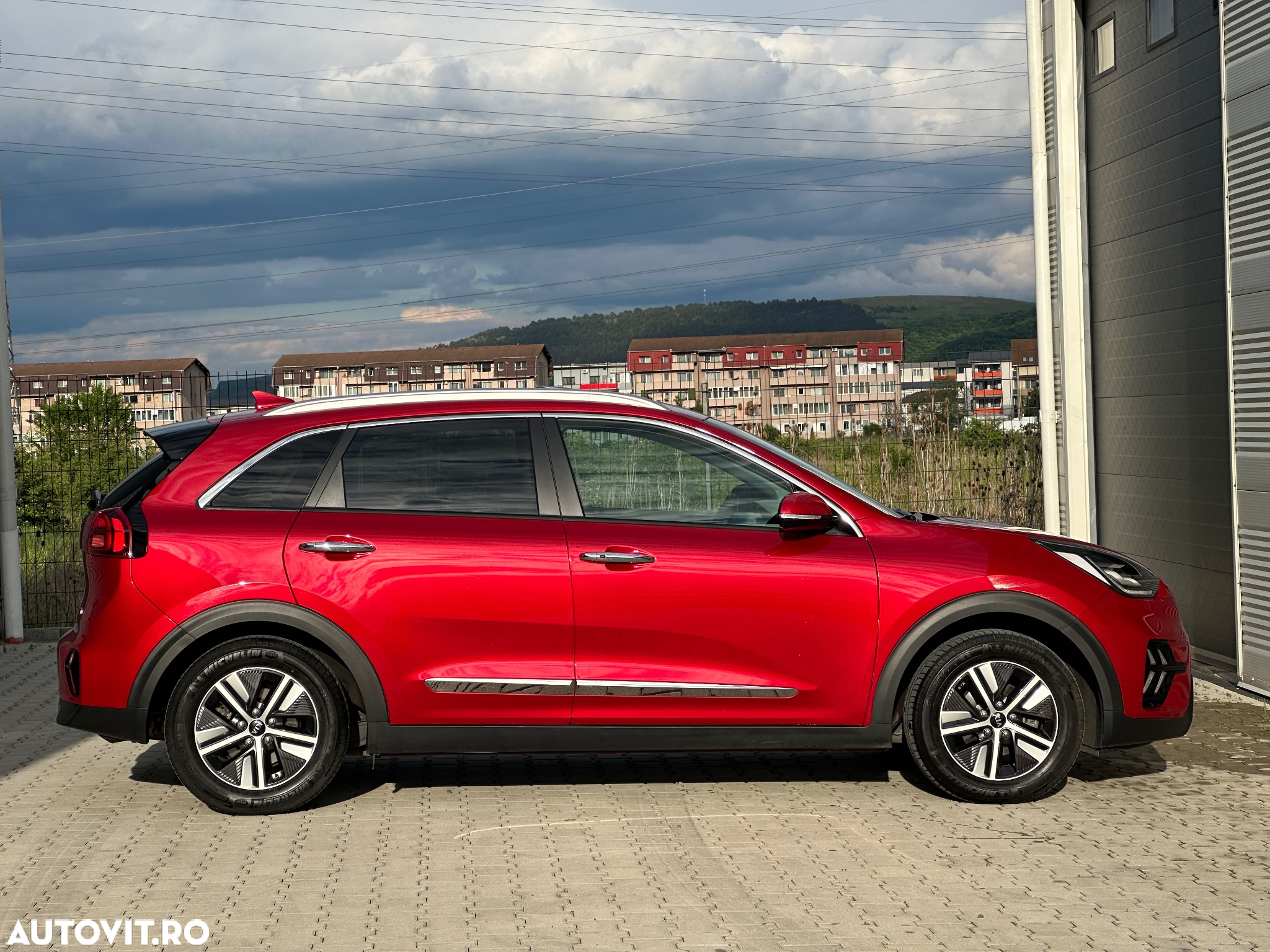 Kia Niro 1.6 GDI PHEV 2WD OPF Aut. Spirit - 13